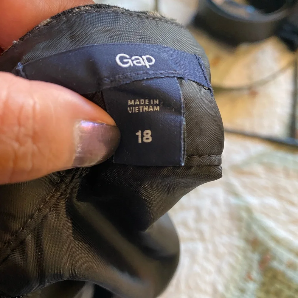 Patterned Mini Skirt - Picture 6 of 9